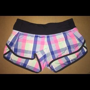 Lululemon speed shorts reflective pink plaid sz 2